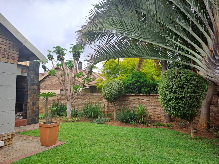 3 Bedroom Property for Sale in Waterval East North West